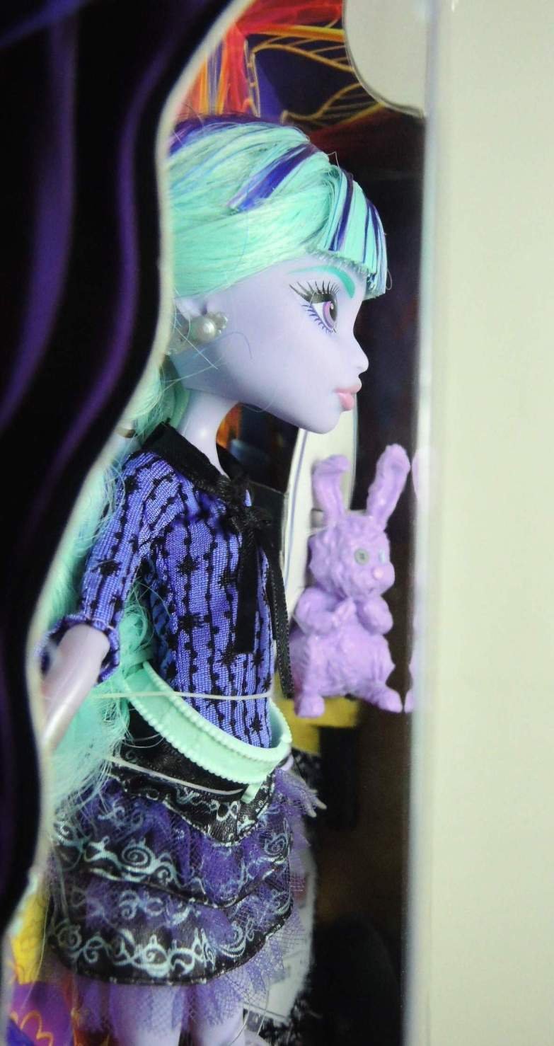 Doll Q92180