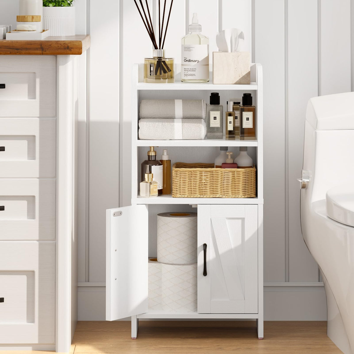 White Small Bathroom Storage Cabinet with 2 Doors and Shelves W975914